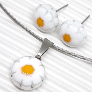 Margaréta millefiori medál és fülbevaló, NEMESACÉL/ORVOSI FÉM, üvegékszer szett - ékszer - ékszerszett - Meska.hu
