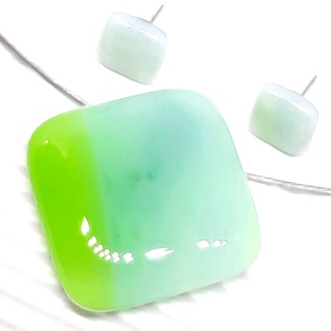 NEMESACÉL - Kék-zöld  opál holdkő ombre rombusz üveg medál, üvegékszer - ékszer - nyaklánc - medálos nyaklánc - Meska.hu