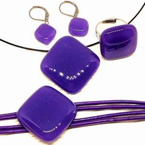 Viola lila üveg kocka medál és fülbevaló, NEMESACÉL/ORVOSI FÉM, nyaklánc, üvegékszer szett, minimal design - ékszer - ékszerszett - Meska.hu