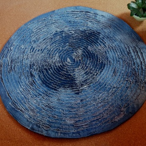 Tenger: szőnyeg, zseníliázott farmer, puha és vastag, 116 cm, kör alakú. Új, egyedi, kézműves termék, Otthon & Életmód, Lakástextil, Szőnyeg, Más típusú szőnyeg, Újrahasznosított alapanyagból készült termékek, Varrás, MESKA