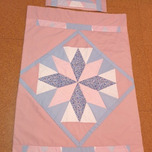 Kis csillag: Gyerektakaró, párnával. Ovis ágynemű, rózsaszín - kék patchwork. Új, egyedi, kézműves termék - Meska.hu