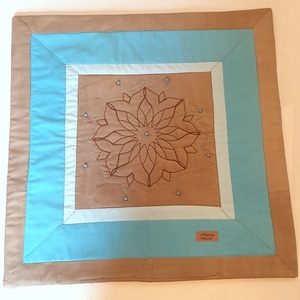 Tulipánok: puha falikép, textilkép, szabad gépi tűzéssel, mosható. 58x60 cm, türkiz és bézs. Új, egyedi, kézműves termék - művészet - textilkép - egyéb - Meska.hu