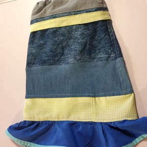 Szoknya (kb. 7 évesre). Farmer és textil újrahasznosítással: upcycling, NoWaste. Új, egyedi, kézműves termék - ruha & divat - babaruha & gyerekruha - szoknya - Meska.hu