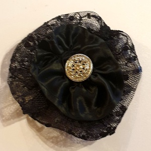 Szoknya, fekete, alkalmi. Ajándék kitűzővel és szatén övvel. Egyedi tervezésű, kézműves termék. Upcycling, NoWaste. - ruha & divat - női ruha - szoknya - Meska.hu
