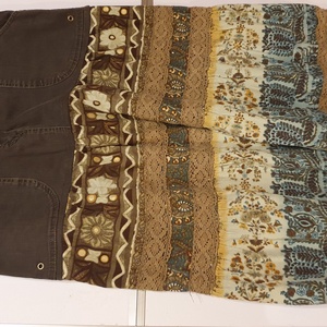 Barna farmer szoknya, puha bársonnyal, csipkével. Új, egyedi tervezésű kézműves termék. Upcycling, NoWaste.  - ruha & divat - női ruha - szoknya - Meska.hu