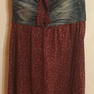 Szoknya, farmer és bordó virágos. S, 38 méret. Új, Egyedi tervezésű, kézműves termék. Upcycled, NoWaste., Ruha & Divat, Női ruha, Szoknya, Újrahasznosított alapanyagból készült termékek, Varrás, MESKA