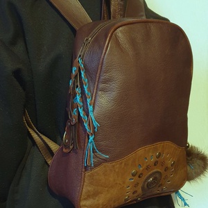 Kis hátizsák, valódi bőr. Barna, türkizzel. Új, egyedi, kézműves termék - Meska.hu