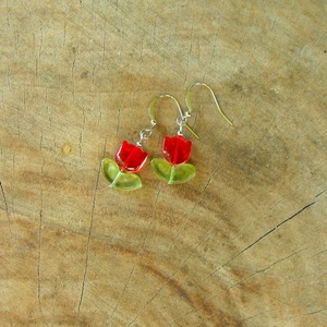 Tulipános gyöngyös üvegfülbevaló - ékszer - fülbevaló - lógó fülbevaló - Meska.hu