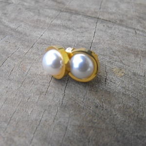 Orvosi fém bedugós fülbevaló - ékszer - fülbevaló - pötty fülbevaló - Meska.hu