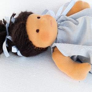Édes kis Waldorf típusú baba keresi játszópajtását  - játék & sport - baba & babaház - öltöztethető baba - Meska.hu