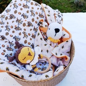 Méhecskés Babaváró Babaköszöntő Csomag a természet ölelése, Játék & Sport, Babalátogató ajándékcsomag, Varrás, Horgolás, MESKA