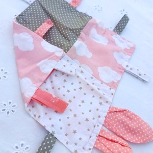 Cuki nyuszis rongyi szett a legapróbbaknak - játék & sport - babalátogató ajándékcsomag - Meska.hu Cuki nyuszis rongyi szett a legapróbbaknak - játék & sport - babalátogató ajándékcsomag - Meska.hu