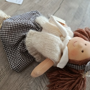 Pihe puha szeretgetős copfos Waldorf baba  - játék & sport - baba & babaház - öltöztethető baba - Meska.hu