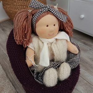 Pihe puha szeretgetős copfos Waldorf baba  - játék & sport - baba & babaház - öltöztethető baba - Meska.hu