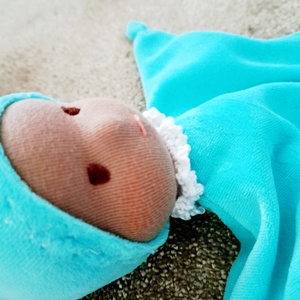  Babaköszöntő ajándék szett Waldorf nyunyóbabával! - baba - mama - babalátogató ajándékcsomag - Meska.hu