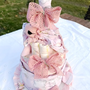 Gyönyörű Pelenkatorta Babaköszöntő ajándéknak - Meska.hu