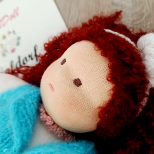 Waldorf manóbaba gyönyörű bongyi hajjal, Játék & Sport, Baba & babaház, Játékbaba, babakellék, Baba-és bábkészítés, Varrás, Egy puha, ölelhető Waldorf manó baba, amely pont akkora, hogy a kisgyermek mindenhová magával vigye..., MESKA