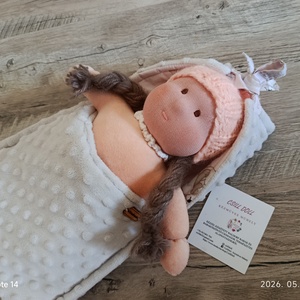 Alvózsákos cipelhetős Waldorf  manóbaba  - Meska.hu