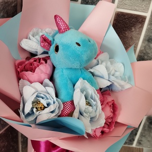 Pink-kék örökcsokor, plüss unikornissal - otthon & életmód - dekoráció - virágdísz és tartó - csokor & virágdísz - Meska.hu