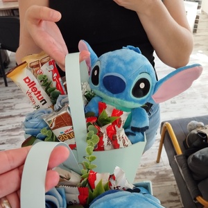 AKCIÓS!Stitch plüssös Kinder édesség táska - élelmiszer - gasztro ajándékcsomag - Meska.hu