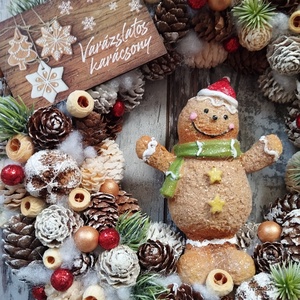 Mézi figurás ajtódísz, 24 cm  - karácsony - adventi díszek - adventi ajtódísz - Meska.hu