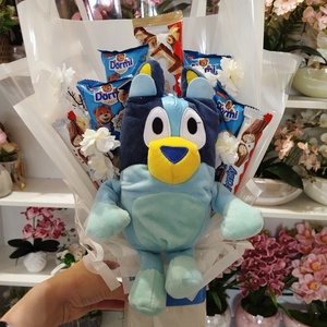 Bluey plüssös Dörmi, Kinder csokor - otthon & életmód - virágdekoráció - virágok - virágcsokor - Meska.hu