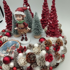 Manó lány adventi koszorú, fenyő gyertyákkal - karácsony - adventi díszek - adventi koszorú - Meska.hu