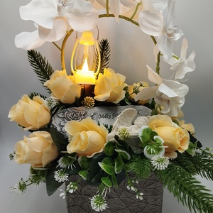 Orchideás sírdísz, led lámpással - otthon & életmód - vallás - temetkezési tárgy - sírcsokor, virág dekoráció - Meska.hu