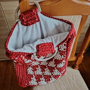 Piros-fehér horgolt táska - táska & tok - bevásárlás & shopper táska - shopper, textiltáska, szatyor - Meska.hu