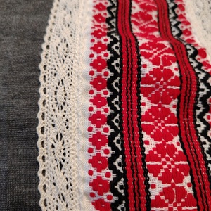 Szürke táska hímzett betéttel - táska & tok - bevásárlás & shopper táska - shopper, textiltáska, szatyor - Meska.hu