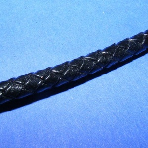 Fonott bőrszíj - 6 mm (4. minta/0,5 m) - fekete - vegyes alapanyag - egyéb alapanyag - Meska.hu Fonott bőrszíj - 6 mm (4. minta/0,5 m) - fekete - vegyes alapanyag - egyéb alapanyag - Meska.hu