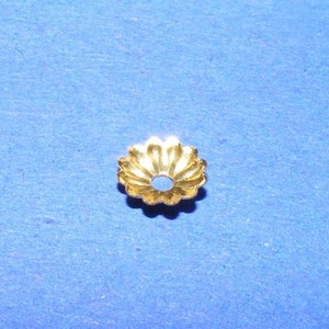 Gyöngykupak (12. minta/10 db) - 5 mm - gyöngy, ékszerkellék - egyéb alkatrész - Meska.hu Gyöngykupak (12. minta/10 db) - 5 mm - gyöngy, ékszerkellék - egyéb alkatrész - Meska.hu