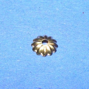 Gyöngykupak (12. minta/10 db) - 5 mm - gyöngy, ékszerkellék - egyéb alkatrész - Meska.hu Gyöngykupak (12. minta/10 db) - 5 mm - gyöngy, ékszerkellék - egyéb alkatrész - Meska.hu