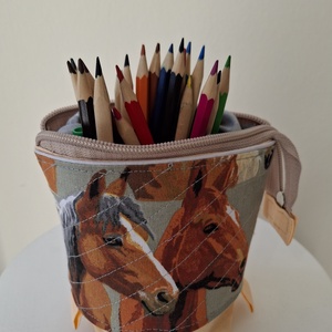 Átalakítható tolltartó - Meska.hu