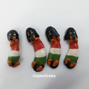 Tacskós kokárda kitűző - Meska.hu