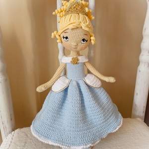 Horgolt Hamupipőke baba - játék & sport - baba & babaház - baba - Meska.hu