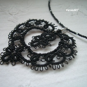 VALENTINA szürke hajócsipke szív medálos nyaklánc, horgolt -  - Meska.hu