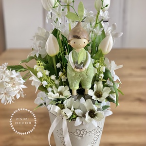 Palánta fiúcska-asztaldísz - Meska.hu