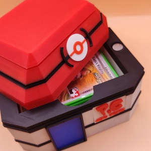 PokéCenter deckbox, Játék & Sport, Táblajáték és Kártyajáték, Kártya, , MESKA