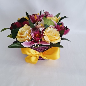 Pünkösdi rózsa orchidea kaspó, csokor, box, asztaldísz - Meska.hu
