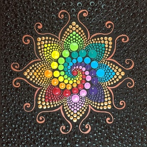 Metál szivárványspirál pontozott mandala - Meska.hu