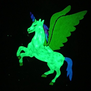 Foszforeszkáló szárnyas unikornis öröknaptár - otthon & életmód - dekoráció - fali és függő dekoráció - falinaptár & öröknaptár - Meska.hu