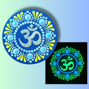 Foszforeszkáló sörnyitó és hűtőmágnes - OM jeles, Otthon & Életmód, Konyhafelszerelés, tálalás, Konyhai dekoráció, Hűtőmágnes, Festett tárgyak, MESKA