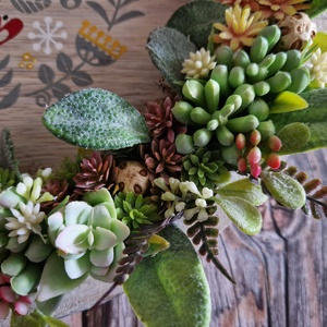 Tavaszi zsongás - virágos tavaszi-nyári ajtódísz, kopogtató - otthon & életmód - dekoráció - ajtó- és ablak dekoráció - ajtódísz & kopogtató - Meska.hu