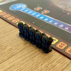 Mars terraformálása társasjáték-kiegészítő: pontszámláló asztronauták (5 db) - játék & sport - táblajáték és kártyajáték - társasjátékok - dobókocka - Meska.hu