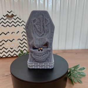  RIP feliratos, koponyás, koptattott sírkő hatású mécsestartó, gyertyatartó, őszi és téli dekoráció, új - otthon & életmód - dekoráció - asztal és polc dekoráció - asztaldísz - Meska.hu