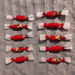 Piros, karácsonyi mintás textil szaloncukor csomag, 10 db-os, új - karácsony - karácsonyi ajándékozás - karácsonyi ajándékcsomagolás - Meska.hu