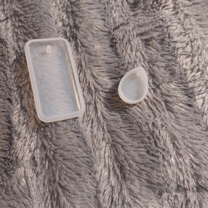 Resin, gyanta medál szilikon öntőforma, 2 db-os szett - kellékek & szerszámok - vegyes alapanyag - szilikon öntőforma - Meska.hu