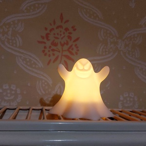 Cuki 3D nyomtatott fehér szellem + ajándék led mécses - otthon & életmód - gyertya, illat, aroma - mécses és mécsestartó - Meska.hu