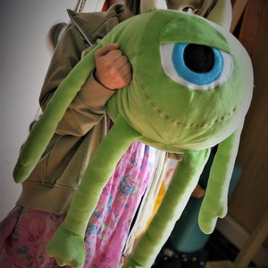 Plüss Mike Wazowski - játék & sport - plüssállat & játékfigura - szörnyike - Meska.hu